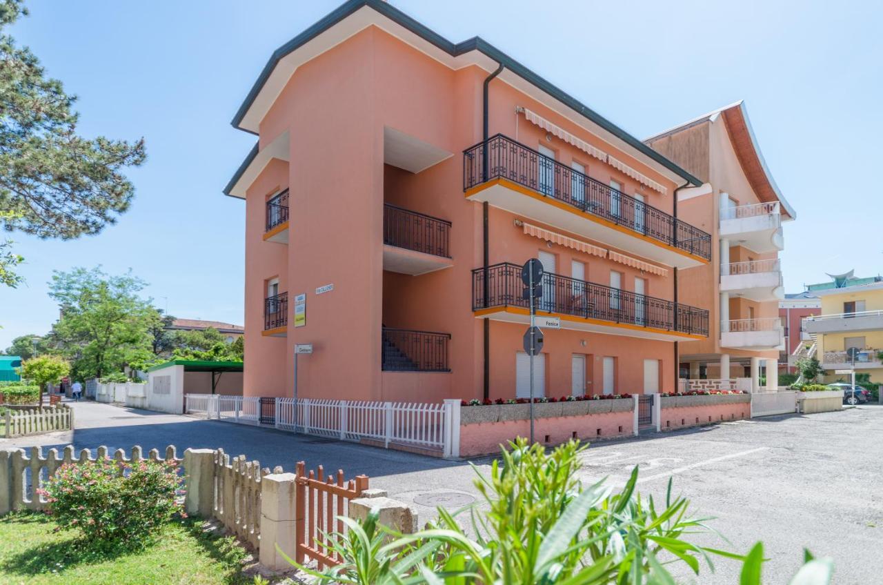 Appartamenti Calligher Bibione Esterno foto
